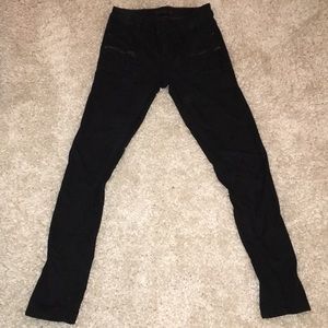 Black skinny cargo black Sanctuary jeans 💜